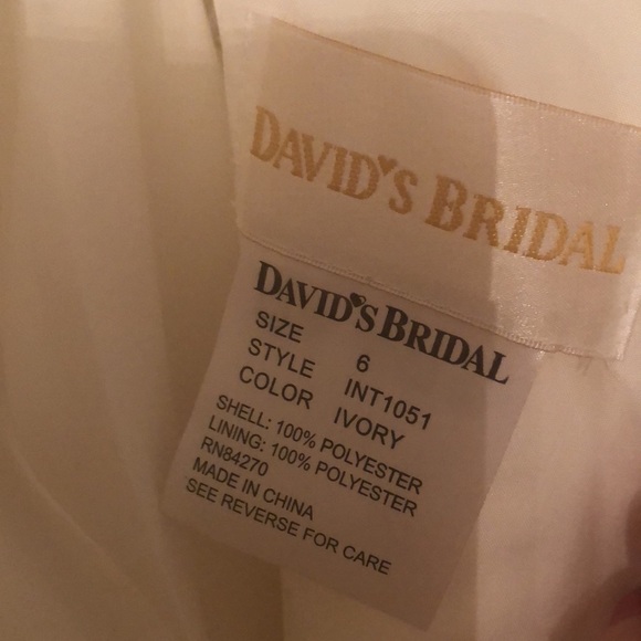 David’s Bridal ivory wedding dress size 6